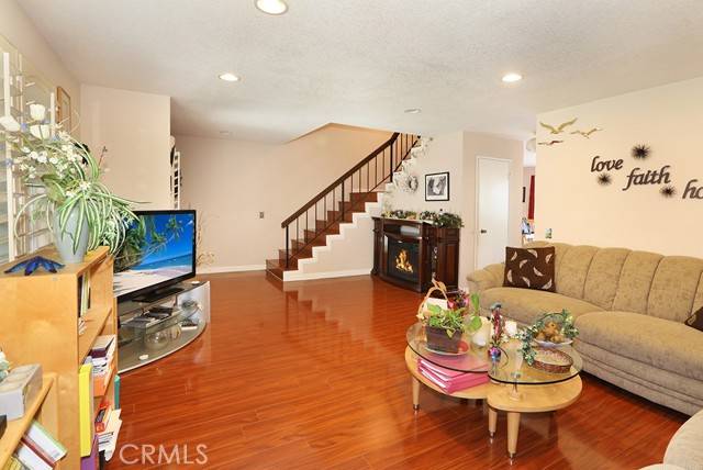 Anaheim, CA 92802,1201 West Cerritos Avenue