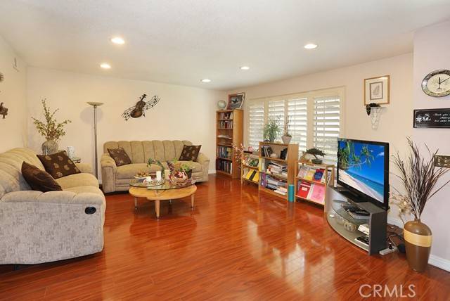 Anaheim, CA 92802,1201 West Cerritos Avenue