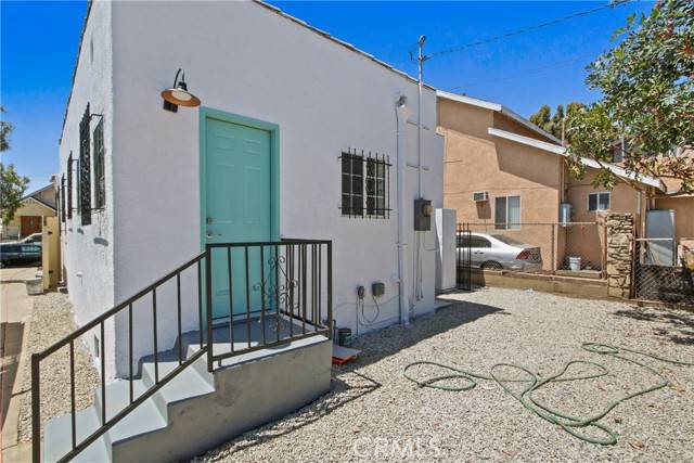 Los Angeles, CA 90003,215 East 107th Street