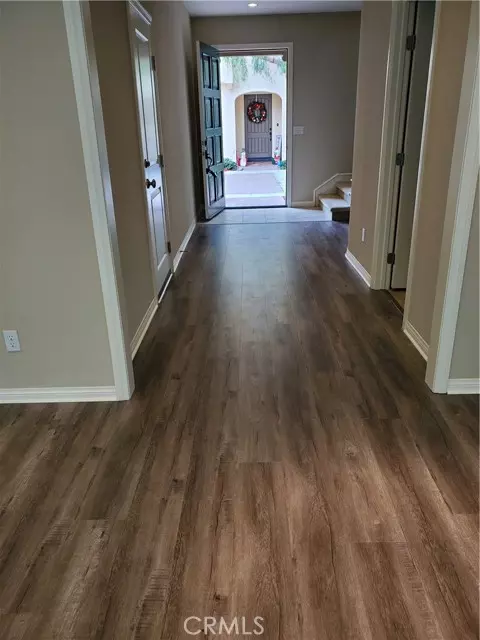 Irvine, CA 92620,63 Waterleaf
