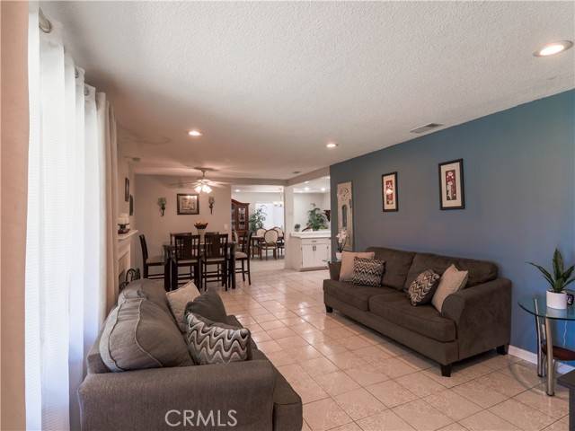 Buena Park, CA 90620,5686 Panama Drive
