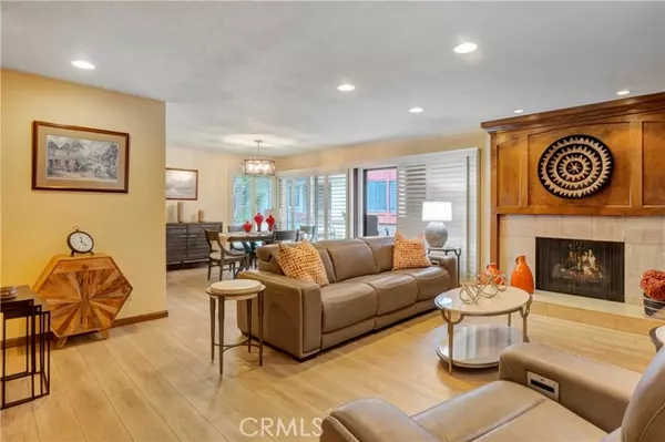 6272 Riviera Circle, Long Beach, CA 90815