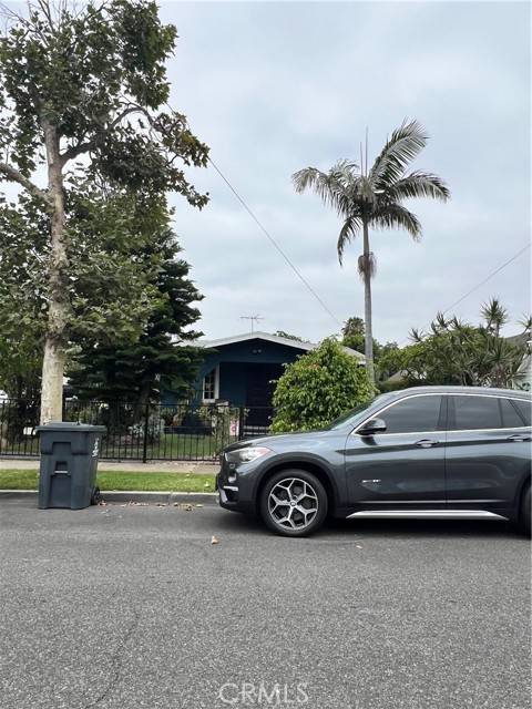 1916 Maple Street, Santa Ana, CA 92707