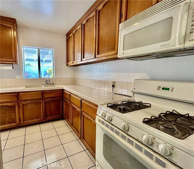 Norwalk, CA 90650,11276 Hoback Street