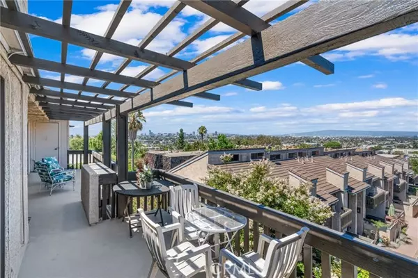 2299 North Legion, Signal Hill, CA 90755