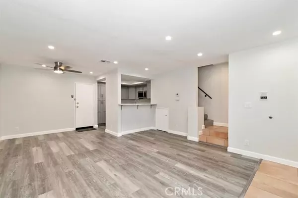 Huntington Park, CA 90255,5921 Templeton Street
