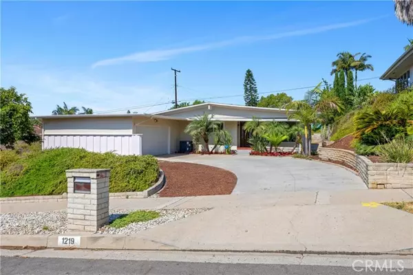 1219 North Raymond Avenue, Fullerton, CA 92831