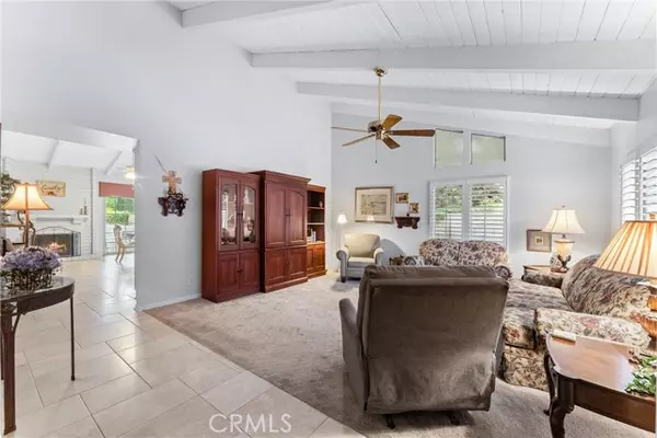 Santa Ana, CA 92705,2606 North Tustin Avenue