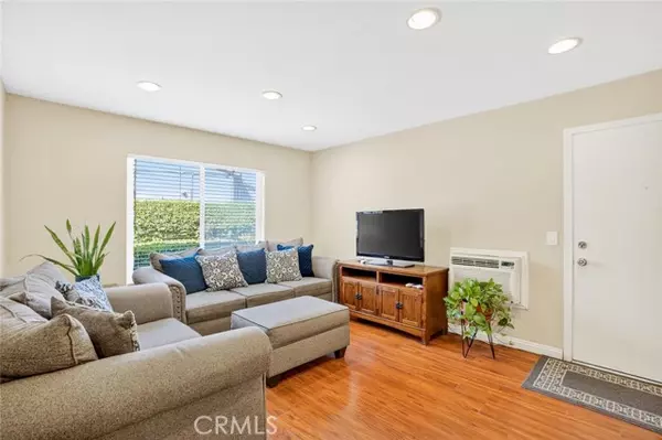 Corona, CA 92882,1535 Border Avenue