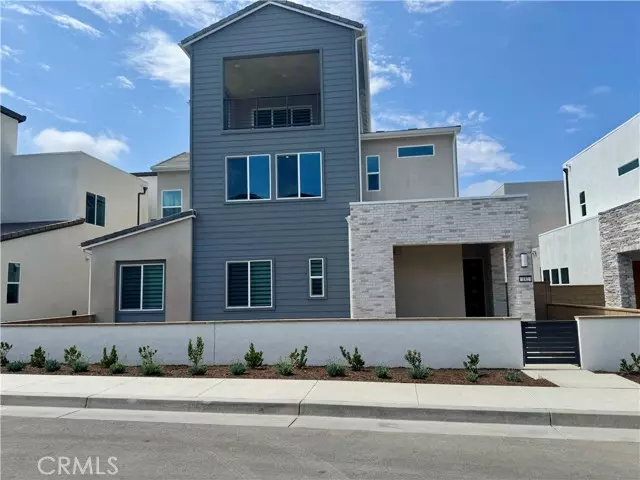 Irvine, CA 92618,182 Proctor