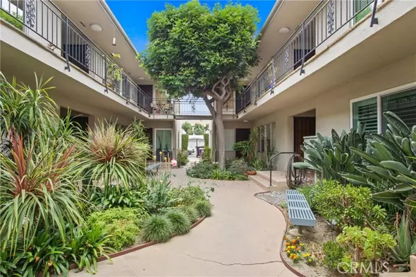 Long Beach, CA 90802,307 Cherry Avenue