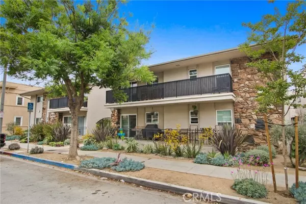 307 Cherry Avenue, Long Beach, CA 90802