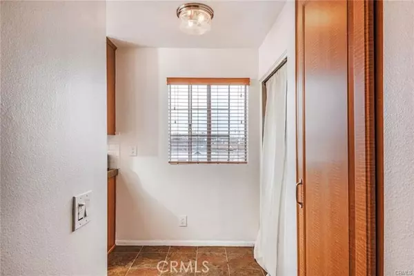 Long Beach, CA 90802,535 West 4th Street