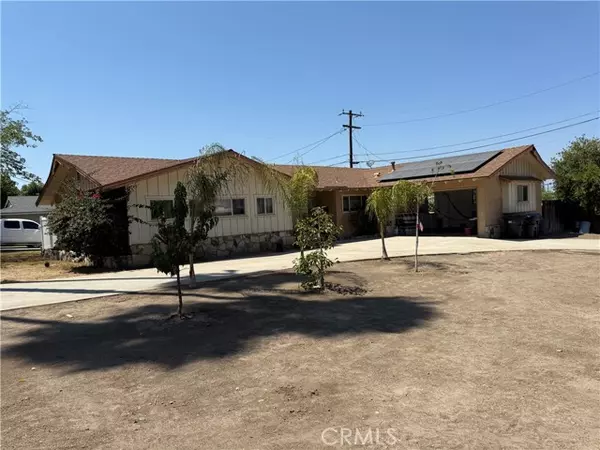 Corona, CA 92879,1710 Garretson Avenue
