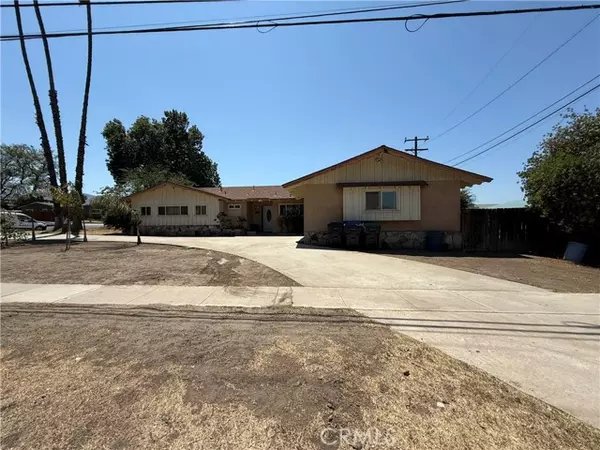 Corona, CA 92879,1710 Garretson Avenue