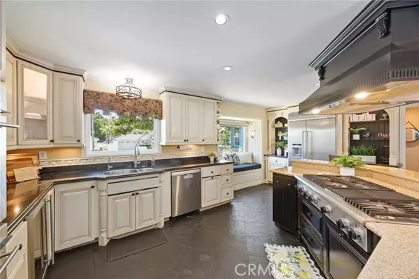 Yorba Linda, CA 92886,5092 Briarhill Drive
