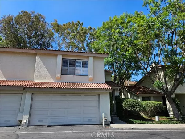951 Creekside Drive, Fullerton, CA 92833