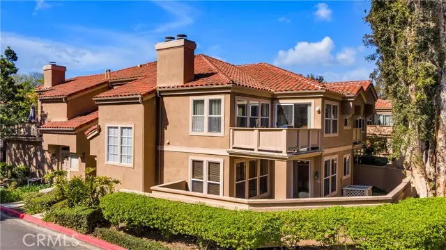 Irvine, CA 92620,2 Ellisworth Aisle