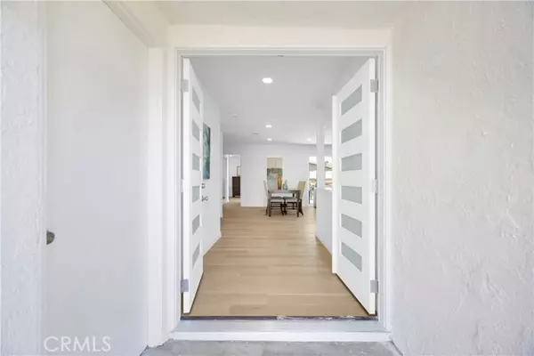 Long Beach, CA 90808,8381 East Blithedale Street