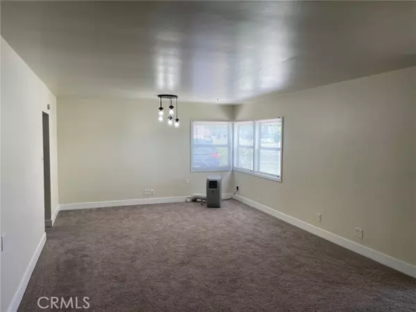 Santa Fe Springs, CA 90670,10813 Flallon Avenue