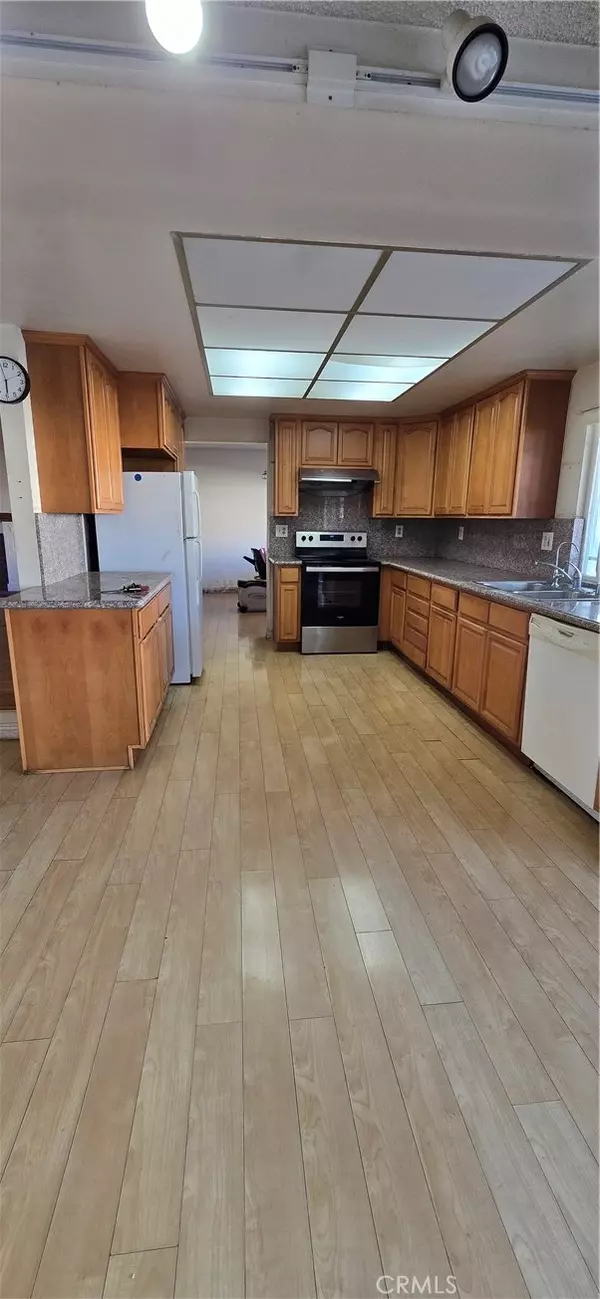 Cypress, CA 90630,10424 SANTA RITA Street