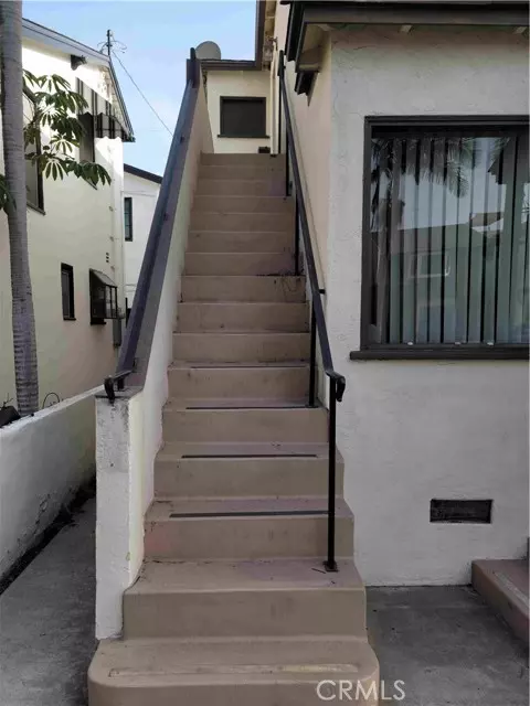 Long Beach, CA 90803,120 Granada Avenue