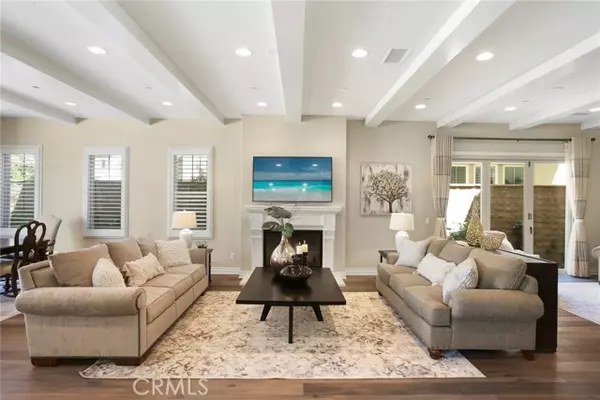 Irvine, CA 92602,5 Spanish Moss