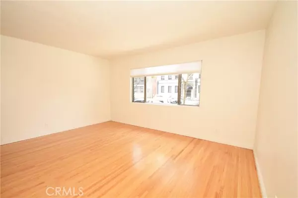 Long Beach, CA 90802,338 Elm Avenue