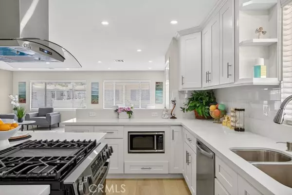 300 North Rampart Street, Orange, CA 92868