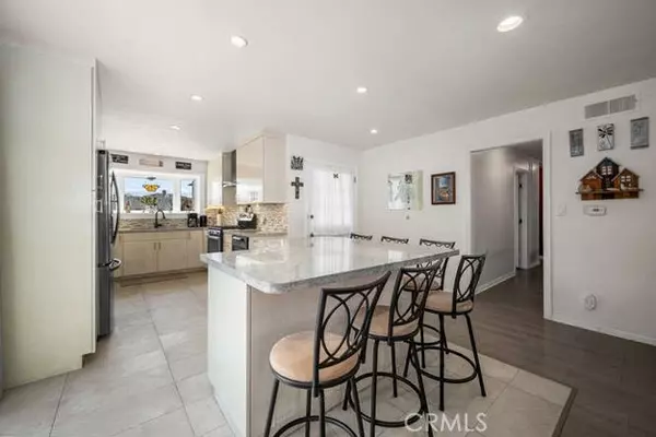 Seal Beach, CA 90740,815 Marvista South Avenue
