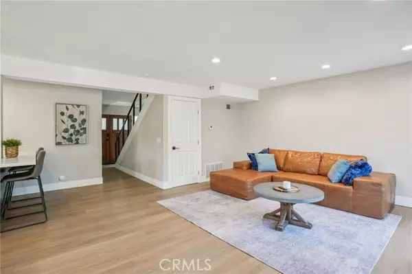 Newport Beach, CA 92660,835 Amigos Way