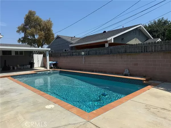 Long Beach, CA 90815,1881 Hackett Avenue