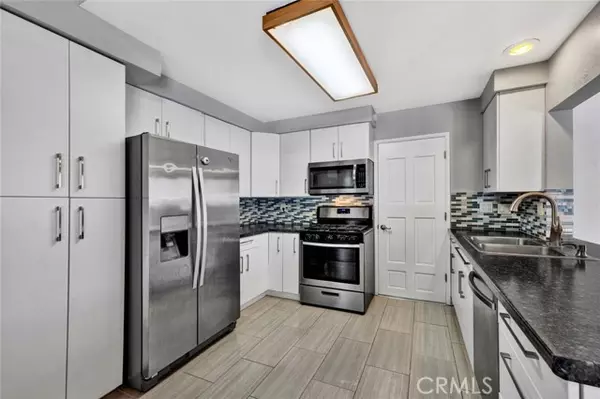 Tustin, CA 92780,14842 Bridgeport Road
