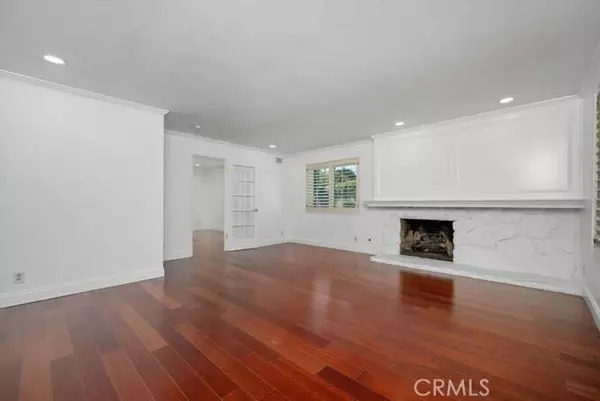 Huntington Beach, CA 92646,9572 Indian Wells Circle