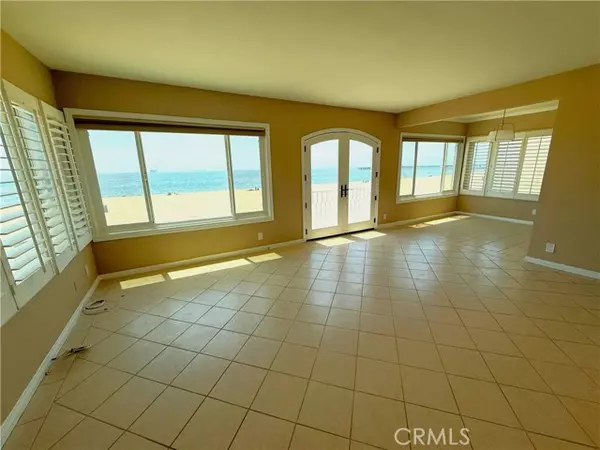 Seal Beach, CA 90740,1319 Seal Way