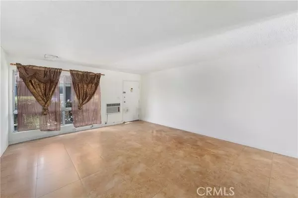 Tustin, CA 92780,14802 Newport Avenue