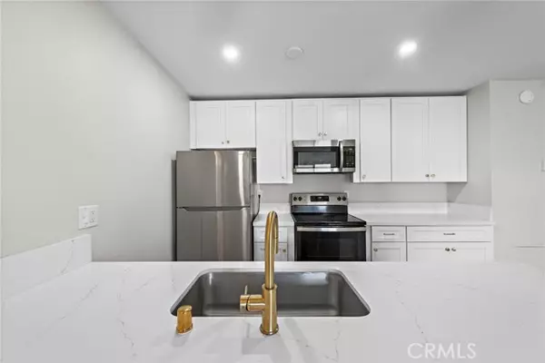 Linda Vista, CA 92111,6679 Linda Vista Road