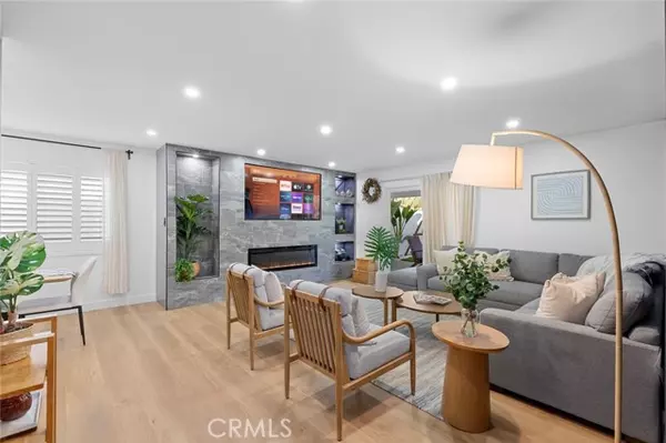 16782 Heritage Lane, Huntington Beach, CA 92647