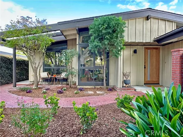 3304 Roxanne Avenue, Long Beach, CA 90808
