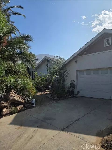 4738 New York Avenue, La Crescenta, CA 91214