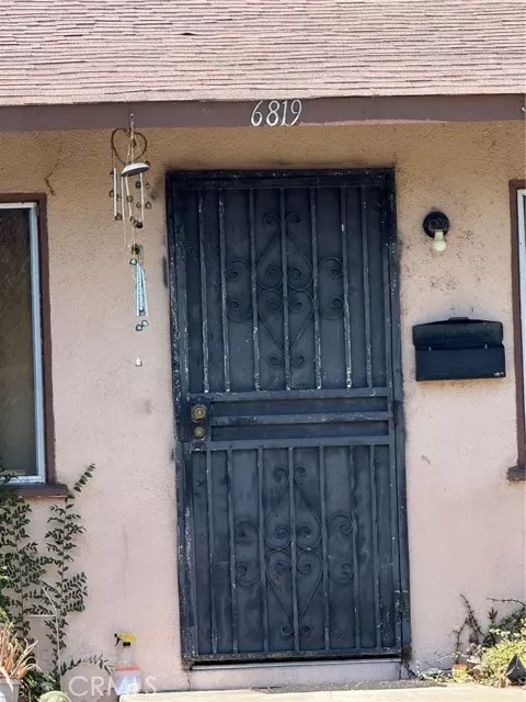 Bell Gardens, CA 90201,6815 Colmar Avenue