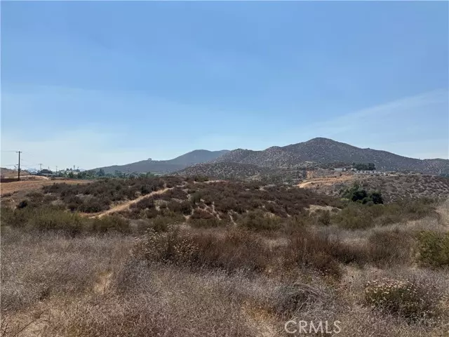Menifee, CA 92584,0 Walker