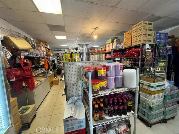 Santa Ana, CA 92703