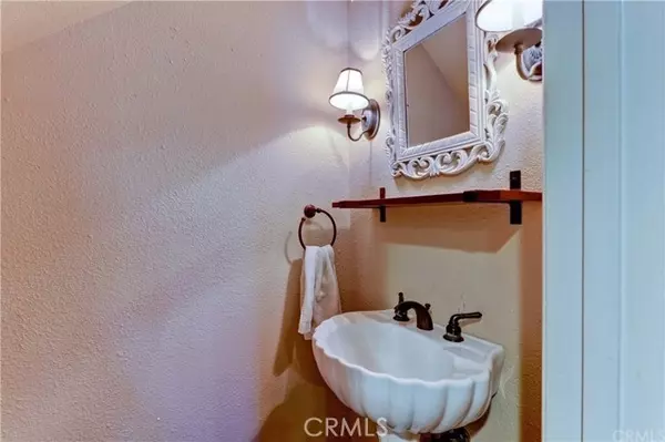 Costa Mesa, CA 92626,1644 Iowa Street