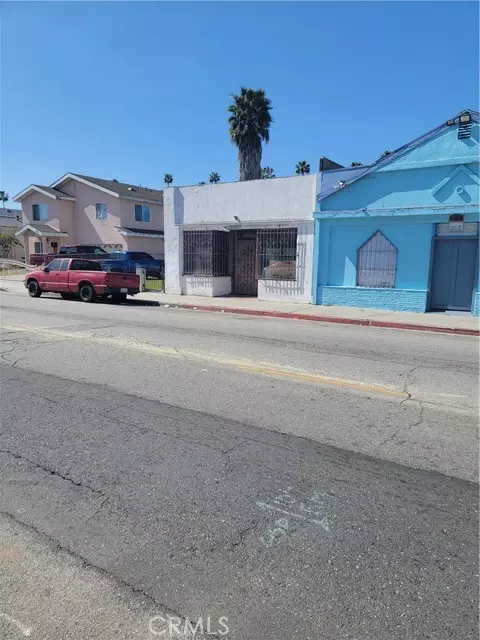 Long Beach, CA 90806,2051 Orange Avenue