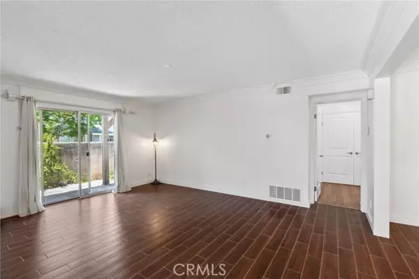 Irvine, CA 92614,81 Rockwood