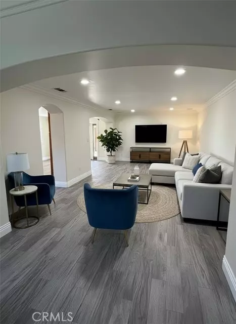 Torrance, CA 90503,5004 Onyx Street