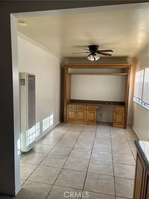 Long Beach, CA 90805,223 E Pleasant Street