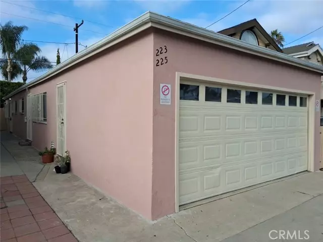 Long Beach, CA 90805,223 E Pleasant Street