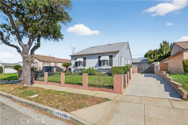 2423 West 118th Street, Hawthorne, CA 90250
